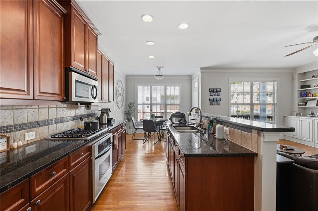 3 bedroom, 4 bathroom, 2,400 sq ft townhouse for rent at 5161 Monitor Lane, Alpharetta, GA 30022 for $2,900 a month — photo 10