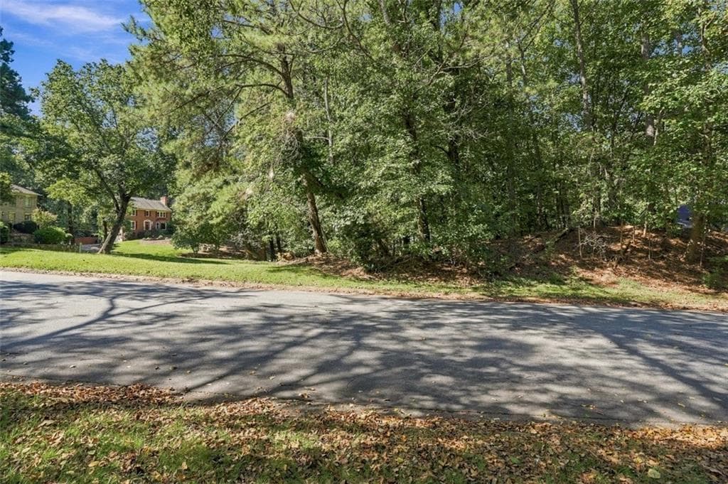 single family residence for sale at 3610 Hermitage Drive, Berkeley Lake, GA 30096 — photo 6