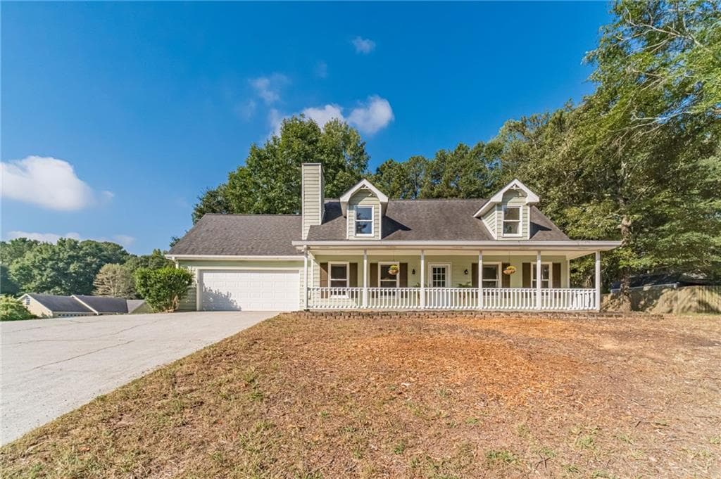 3 bedroom, 2 bathroom, 1,651 sq ft single family residence for sale at 2275 Huntington Drive, Loganville, GA 30052 — photo 6
