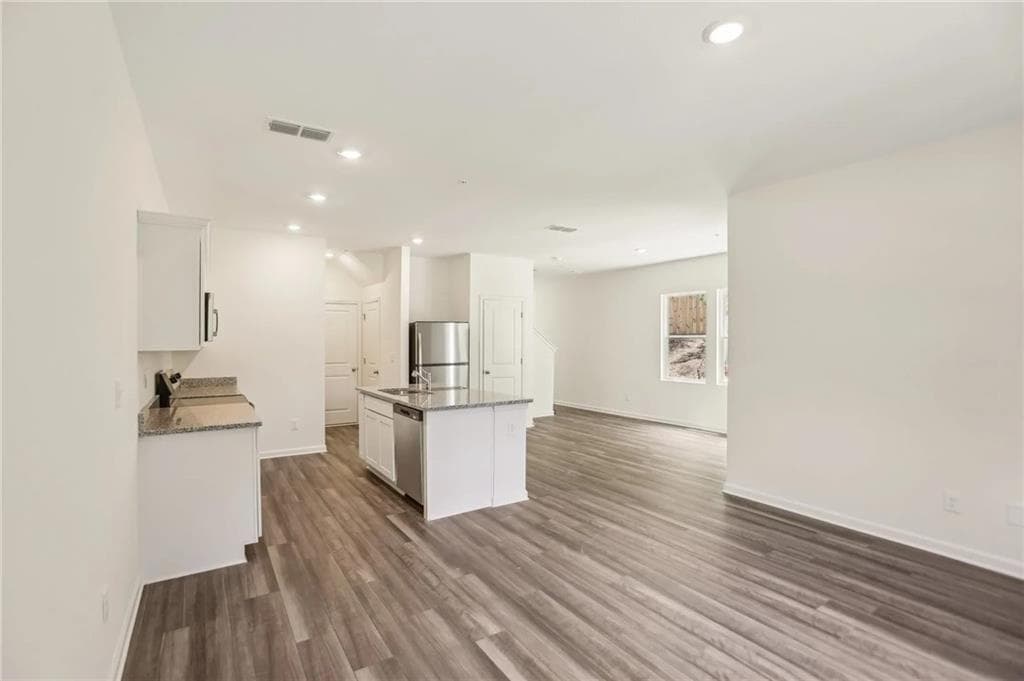 4 bedroom, 3 bathroom, 1,764 sq ft townhouse for sale at 1292 Fagiolo Street, Mcdonough, GA 30253 — photo 6