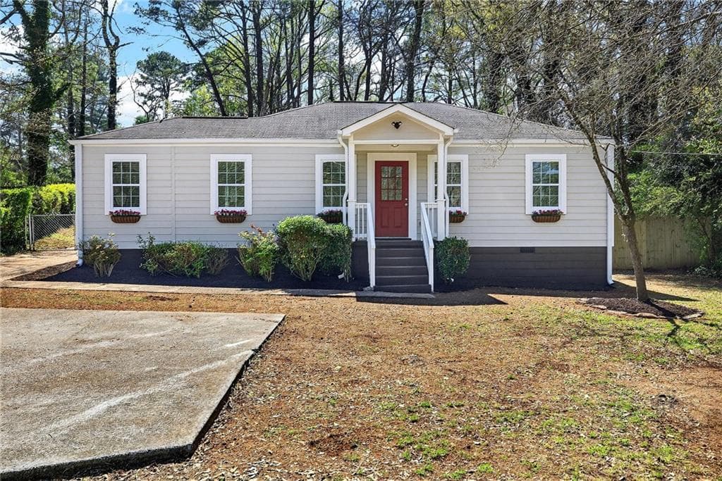 4 bedroom, 3 bathroom, 1,630 sq ft single family residence for sale at 955 Columbia Drive, Decatur, GA 30030 — photo 2