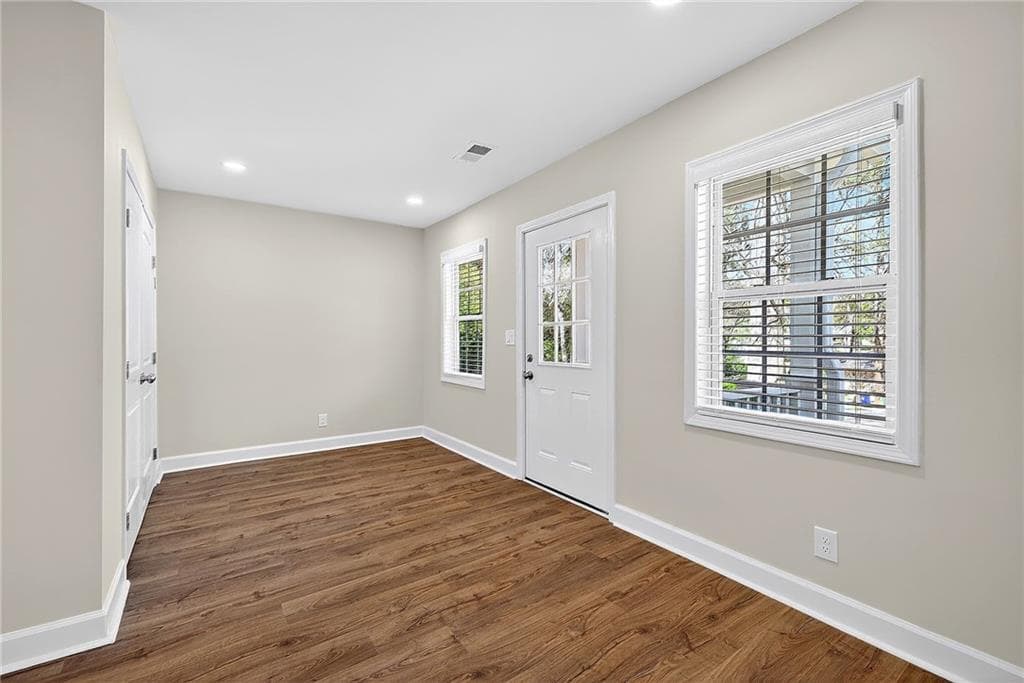 4 bedroom, 3 bathroom, 1,630 sq ft single family residence for sale at 955 Columbia Drive, Decatur, GA 30030 — photo 9