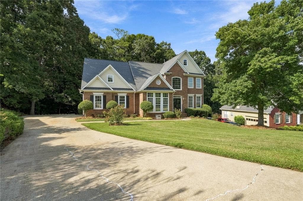 5 bedroom, 4 bathroom, 4,000 sq ft single family residence for sale at 238 Ribbon Leaf View, Suwanee, GA 30024