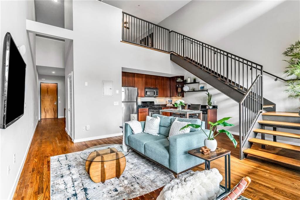 2 bedroom, 2 bathroom, 1,387 sq ft condominium for sale at 680 Greenwood Avenue 404, Atlanta, GA 30306 — photo 6
