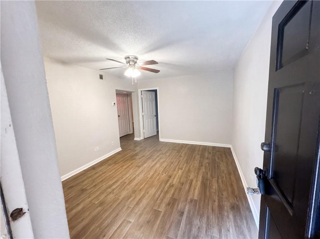 2 bedroom, 1 bathroom, 795 sq ft condominium for sale at 250 Little Street B102, Athens, GA 30605 — photo 9