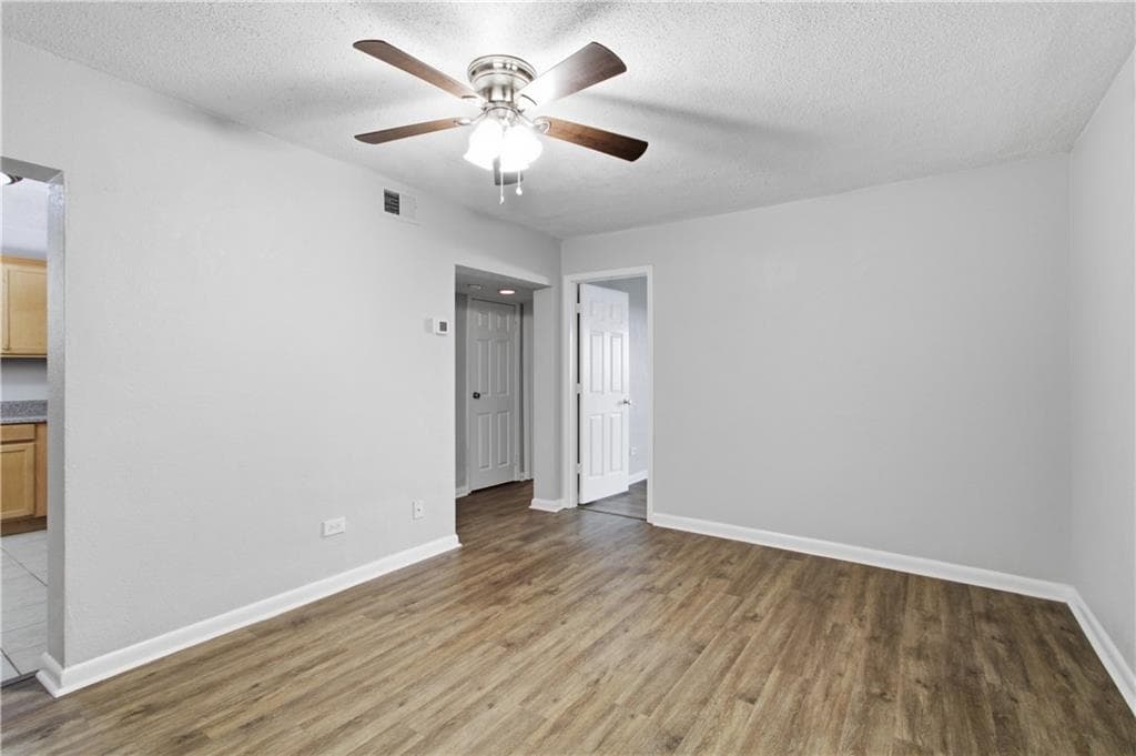2 bedroom, 1 bathroom, 795 sq ft condominium for sale at 250 Little Street B102, Athens, GA 30605 — photo 10