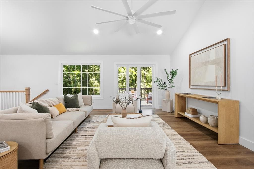 6 bedroom, 5 bathroom, 3,756 sq ft single family residence for sale at 545 Longleaf Drive, Roswell, GA 30075 — photo 7