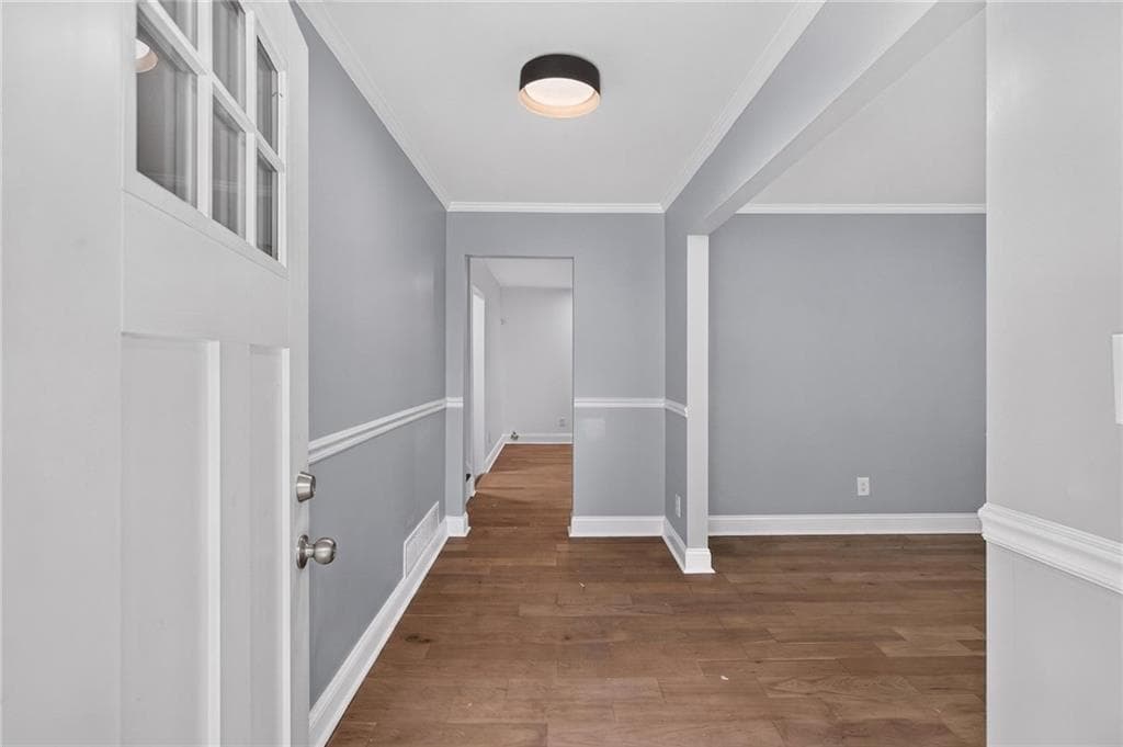 4 bedroom, 3 bathroom, 2,157 sq ft single family residence for sale at 4373 Sun Valley Boulevard, East Point, GA 30344 — photo 5