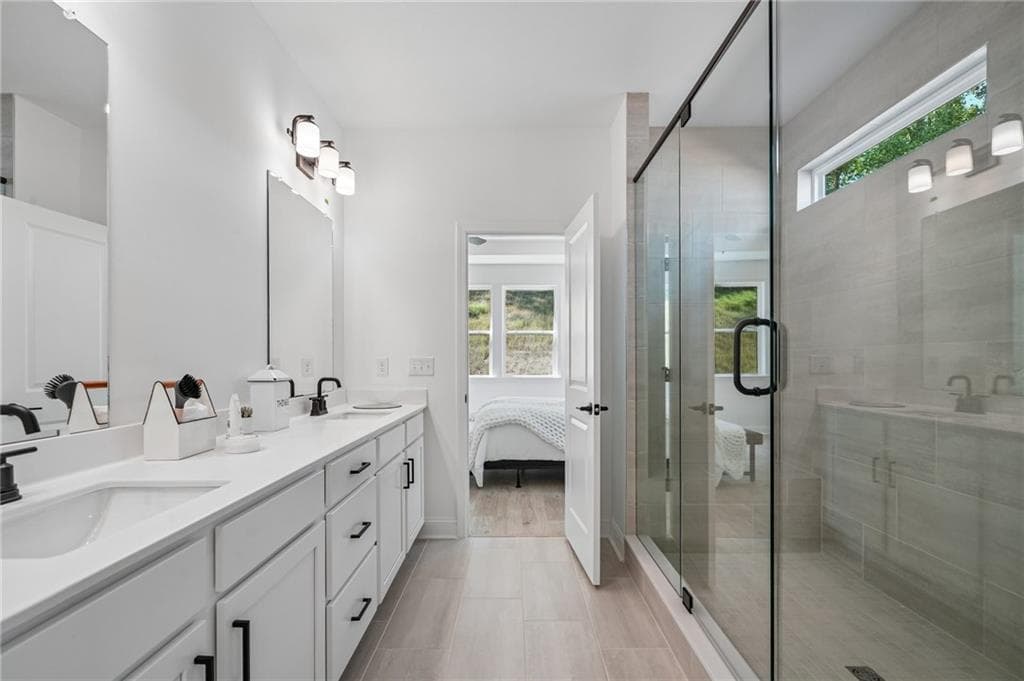4 bedroom, 4 bathroom, 3,420 sq ft single family residence under contract at 3225 Danlow Court, Kennesaw, GA 30152 — photo 4
