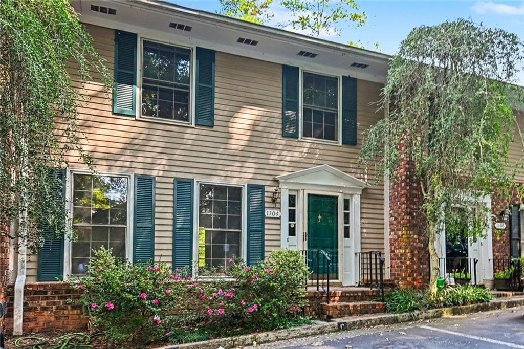 2 bedroom, 3 bathroom, 2,080 sq ft townhouse for sale at 1104 Moorestown, Decatur, GA 30033 — photo 10