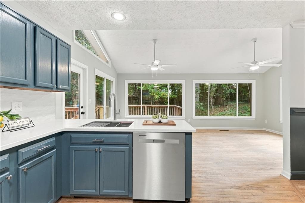 3 bedroom, 2 bathroom, 2,677 sq ft single family residence for sale at 210 Crabapple Lane, Powder Springs, GA 30127 — photo 7