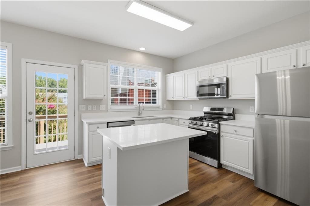 3 bedroom, 4 bathroom, 1,722 sq ft townhouse for rent at 1307 Greychurch Way, Alpharetta, GA 30004 for $2,350 a month — photo 6