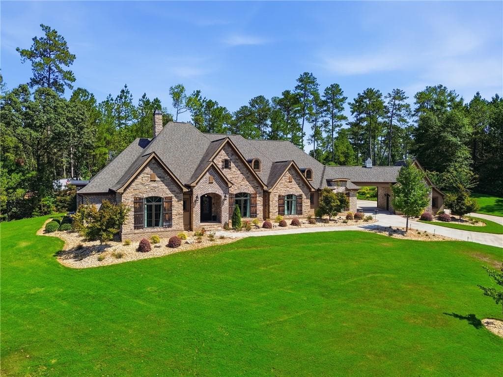 5 bedroom, 5 bathroom, 4,784 sq ft single family residence for sale at 515 River Forest Drive, Forsyth, GA 31029