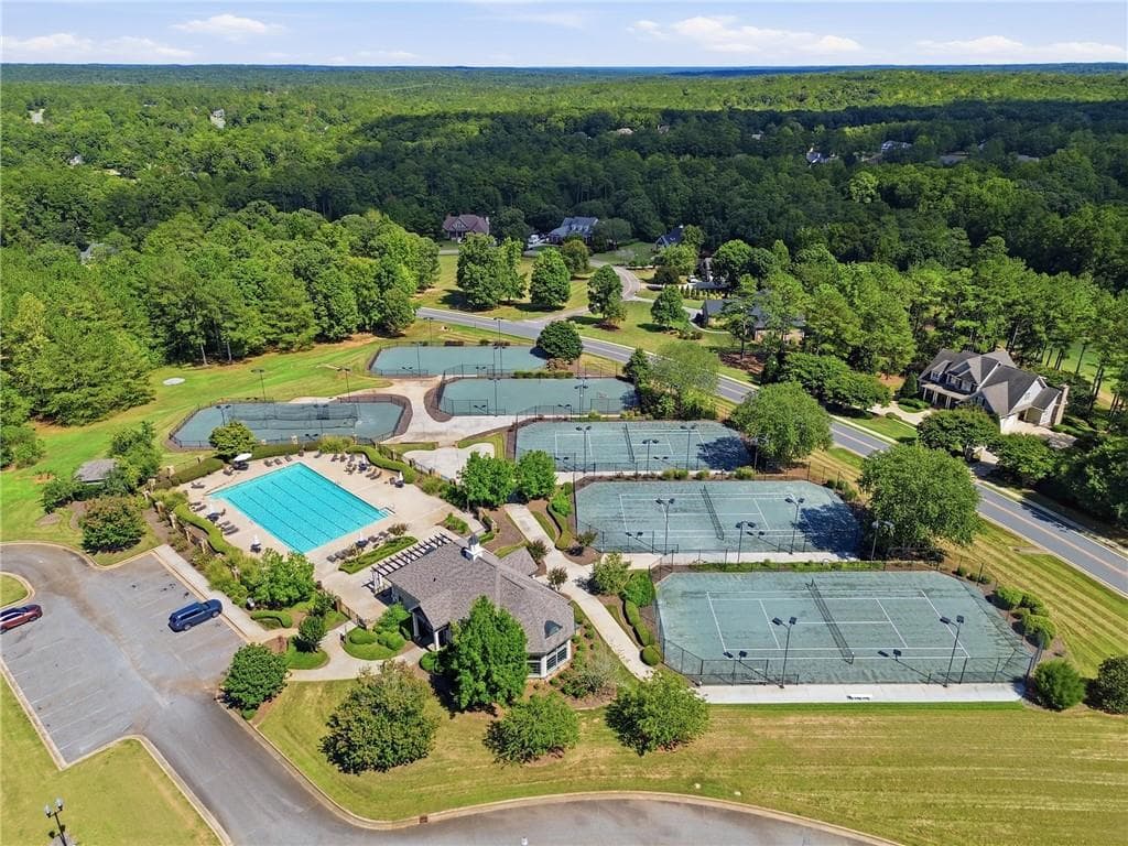 5 bedroom, 5 bathroom, 4,784 sq ft single family residence for sale at 515 River Forest Drive, Forsyth, GA 31029 — photo 5