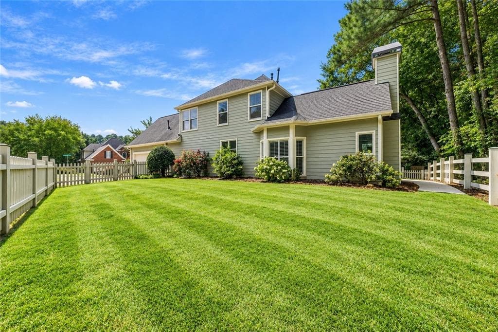 4 bedroom, 4 bathroom, 3,183 sq ft single family residence for sale at 1749 Glen Echo Way, Marietta, GA 30062 — photo 6