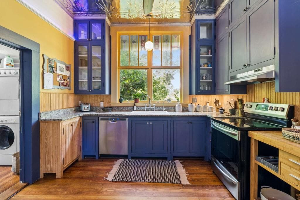 3 bedroom, 2 bathroom, 1,816 sq ft single family residence for sale at 4640 Gordon Street, South Fulton, GA 30213 — photo 9