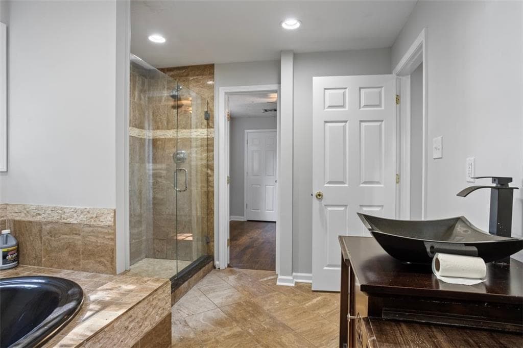 4 bedroom, 3 bathroom, 2,700 sq ft single family residence for rent at 263 Mountainview Circle A, Canton, GA 30115 for $2,200 a month — photo 10