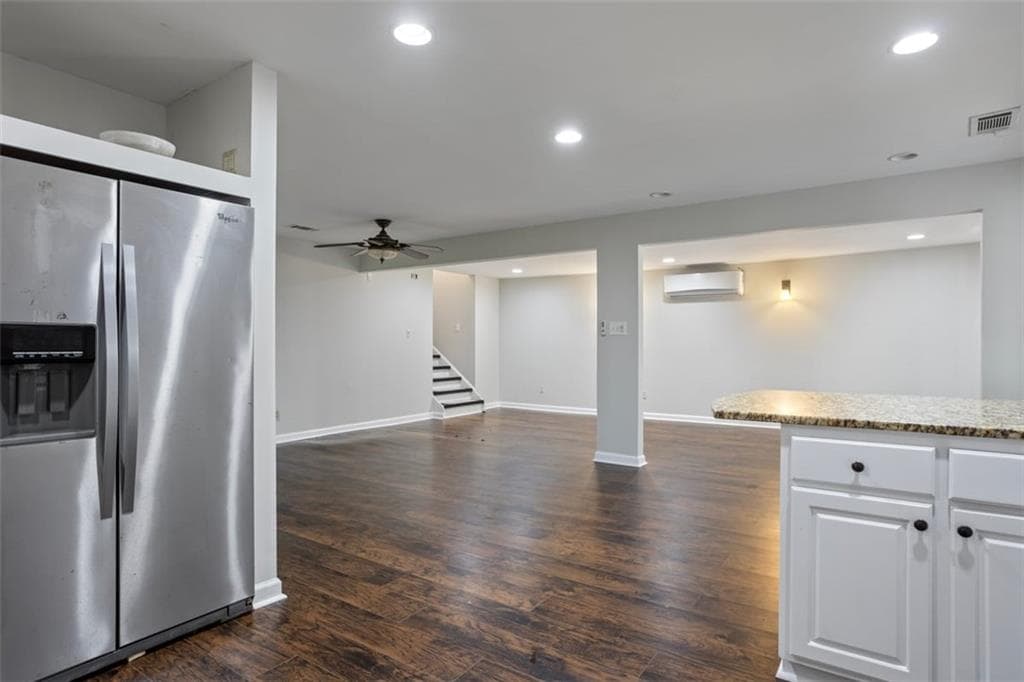 4 bedroom, 3 bathroom, 2,700 sq ft single family residence for rent at 263 Mountainview Circle A, Canton, GA 30115 for $2,200 a month — photo 4