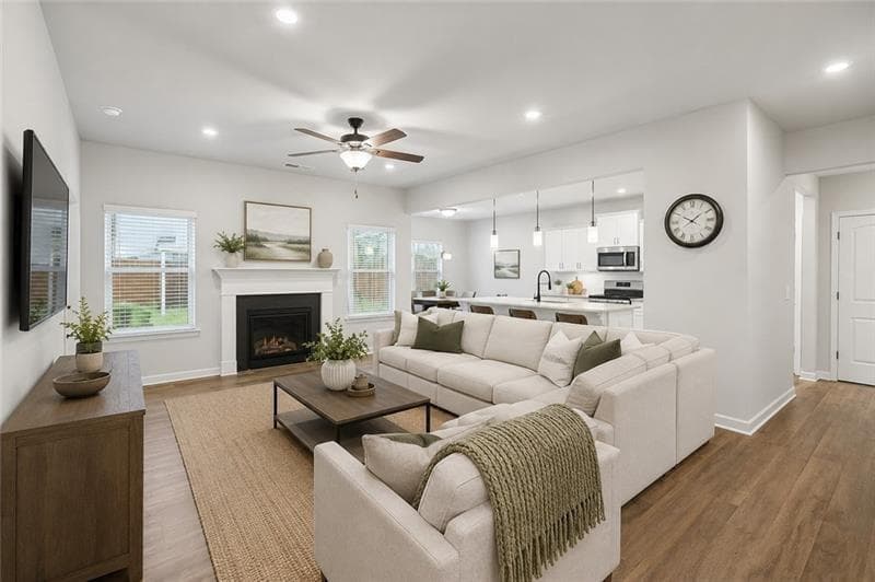 3 bedroom, 3 bathroom, 2,014 sq ft single family residence for sale at 31 Westover Road, Cartersville, GA 30120 — photo 3