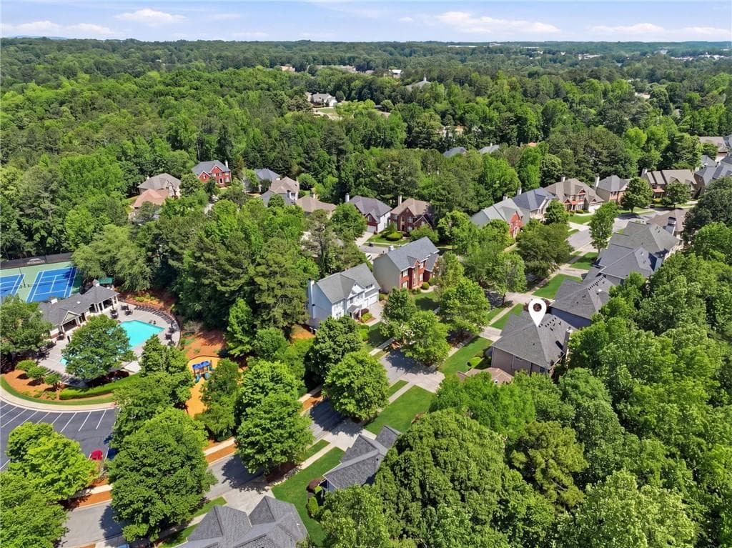 5 bedroom, 4 bathroom, 3,356 sq ft single family residence for sale at 4092 Suwanee Mill Drive, Buford, GA 30518 — photo 2