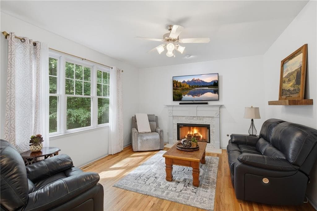 5 bedroom, 4 bathroom, 3,356 sq ft single family residence for sale at 4092 Suwanee Mill Drive, Buford, GA 30518 — photo 8