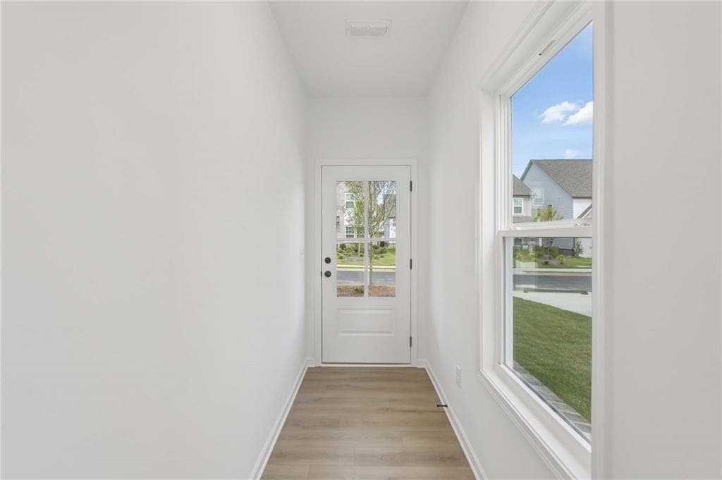 5 bedroom, 4 bathroom, 2,587 sq ft single family residence for sale at 5448 Hargrove Way, Flowery Branch, GA 30542 — photo 5