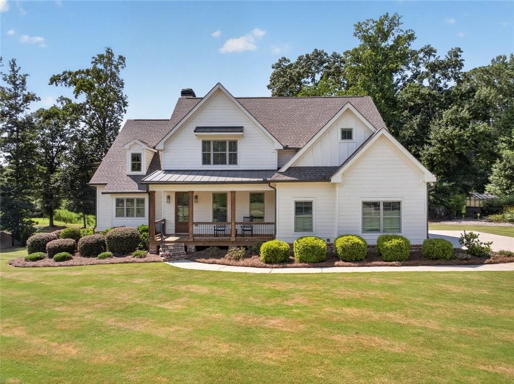 6 bedroom, 5 bathroom, 5,575 sq ft single family residence for sale at 417 Fox Valley Drive, Monroe, GA 30656