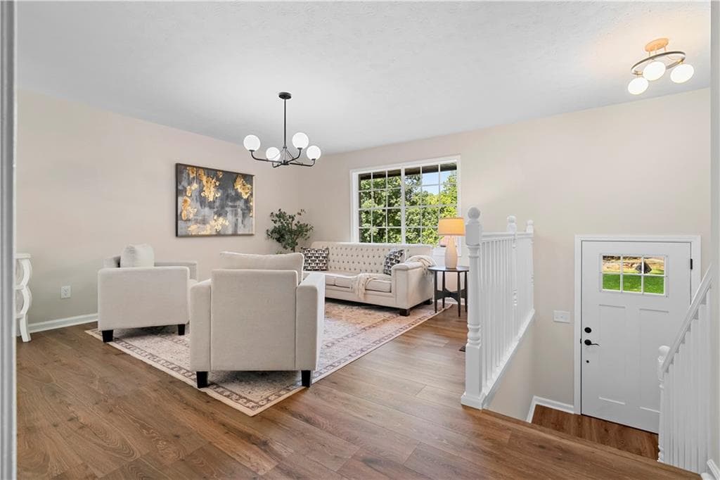 4 bedroom, 3 bathroom, 1,633 sq ft single family residence for sale at 1197 Wynbrook Road, Marietta, GA 30008 — photo 7