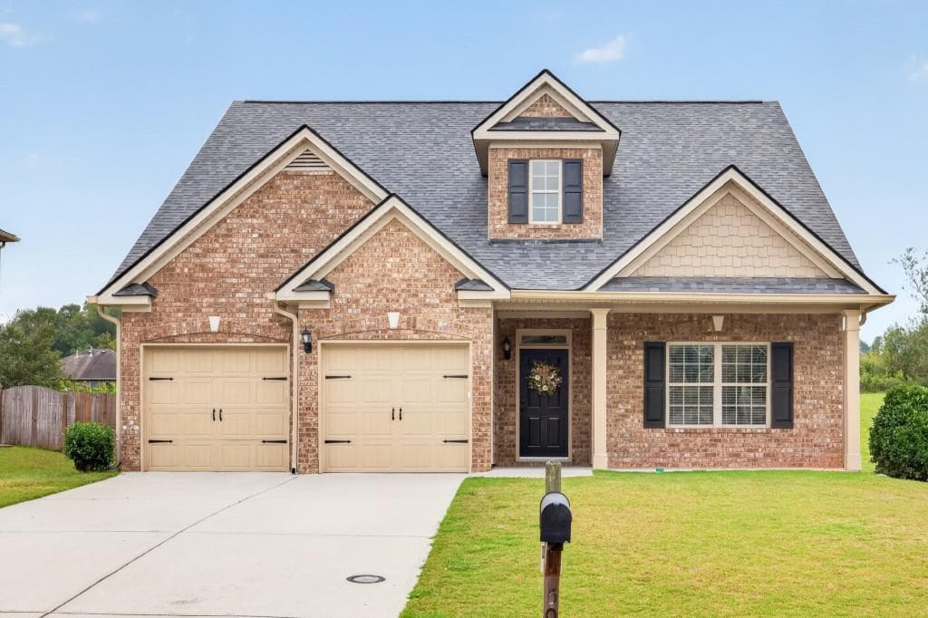 4 bedroom, 3 bathroom, 2,742 sq ft single family residence for sale at 5045 Bucknell Trace, Cumming, GA 30028 — photo 2