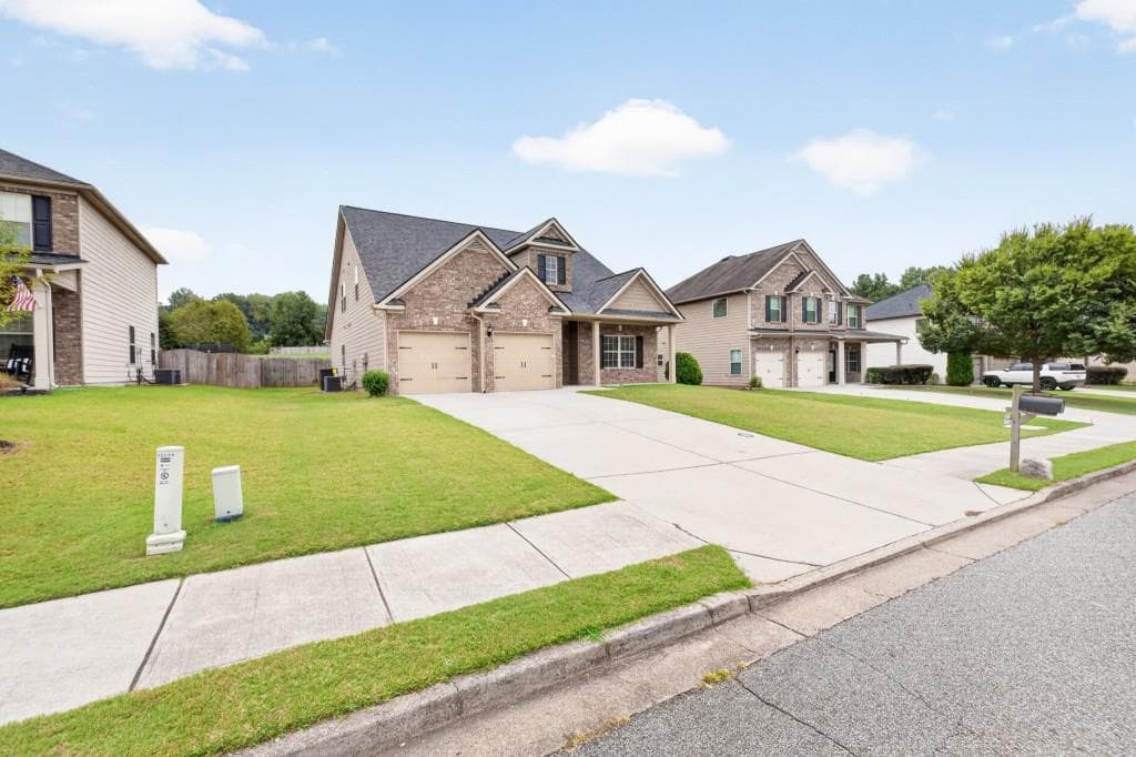 4 bedroom, 3 bathroom, 2,742 sq ft single family residence for sale at 5045 Bucknell Trace, Cumming, GA 30028 — photo 4