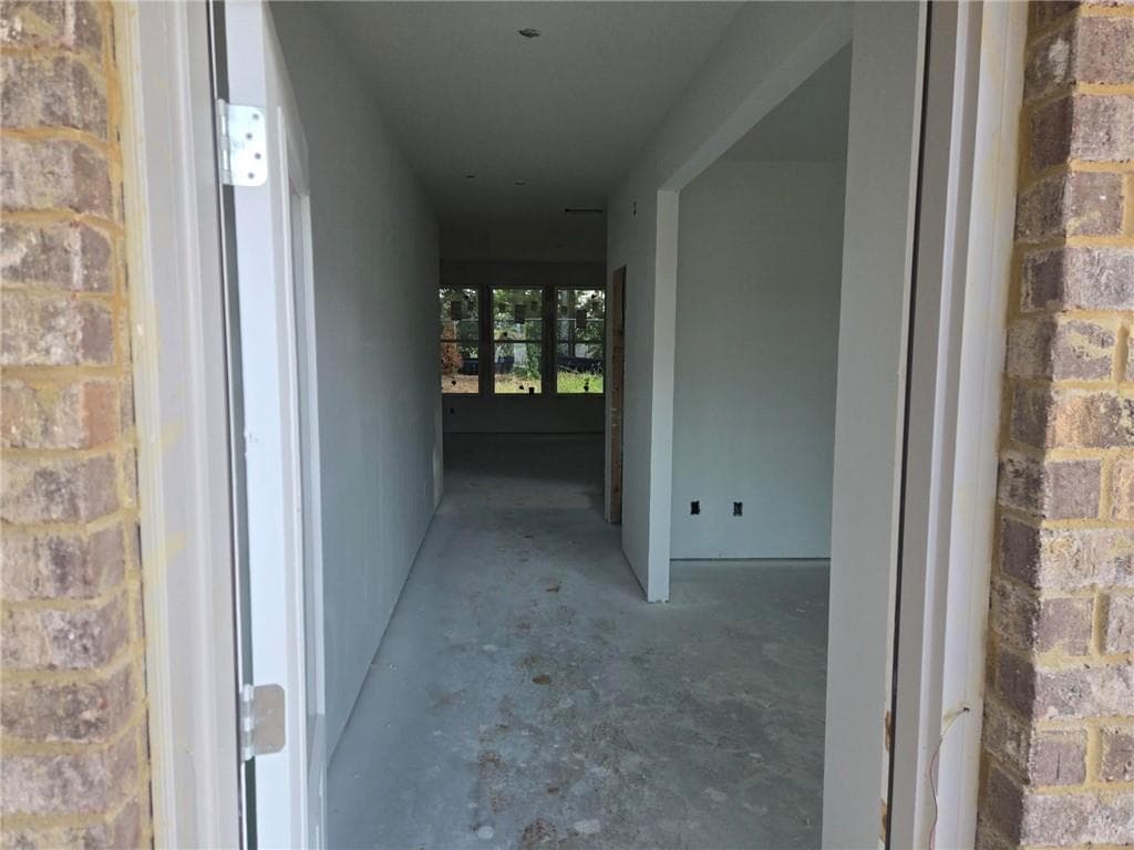 4 bedroom, 3 bathroom, 2,574 sq ft single family residence for sale at 1162 Homepark Circle, Buford, GA 30518 — photo 5