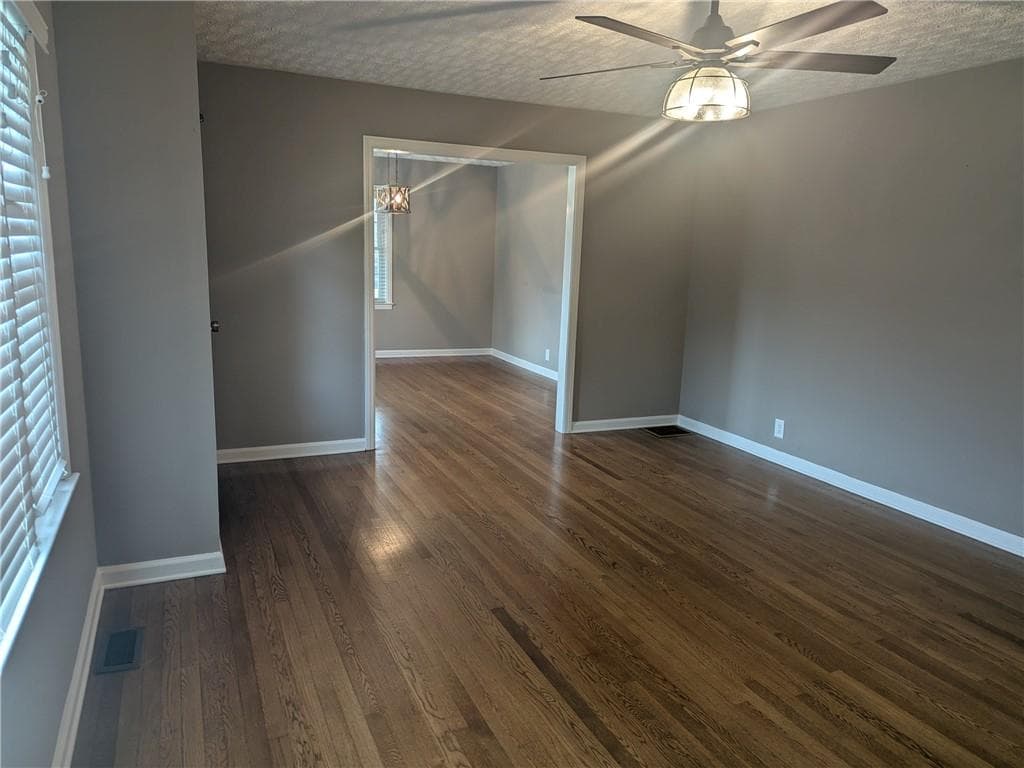 3 bedroom, 2 bathroom, 1,773 sq ft single family residence for rent at 6115 Jewell Bennett Road, Dawsonville, GA 30534 for $2,200 a month — photo 6
