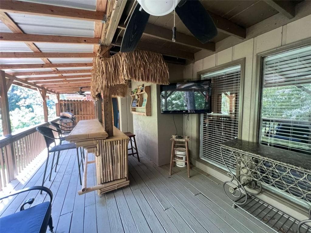 2 bedroom, 2 bathroom, 858 sq ft condominium for sale at 9010 Prestige Lane 3, Gainesville, GA 30506 — photo 5
