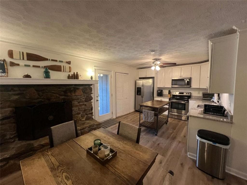 2 bedroom, 2 bathroom, 858 sq ft condominium for sale at 9010 Prestige Lane 3, Gainesville, GA 30506 — photo 6
