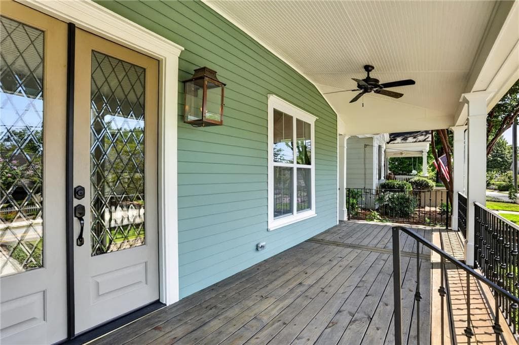5 bedroom, 4 bathroom, 3,000 sq ft single family residence for sale at 30 Sessions Street, Marietta, GA 30060 — photo 3