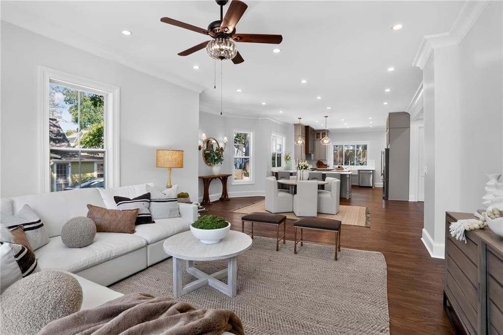5 bedroom, 4 bathroom, 3,000 sq ft single family residence for sale at 30 Sessions Street, Marietta, GA 30060 — photo 5