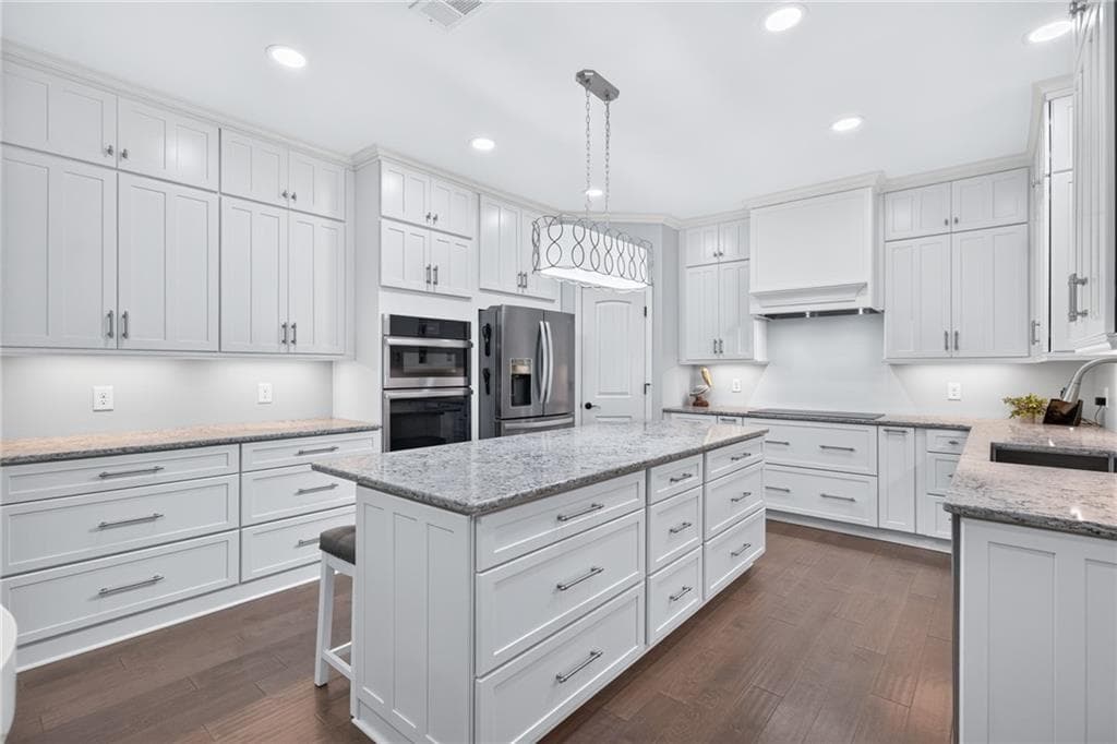 5 bedroom, 4 bathroom, 3,926 sq ft single family residence under contract at 415 Skelton Road, Hoschton, GA 30548 — photo 4