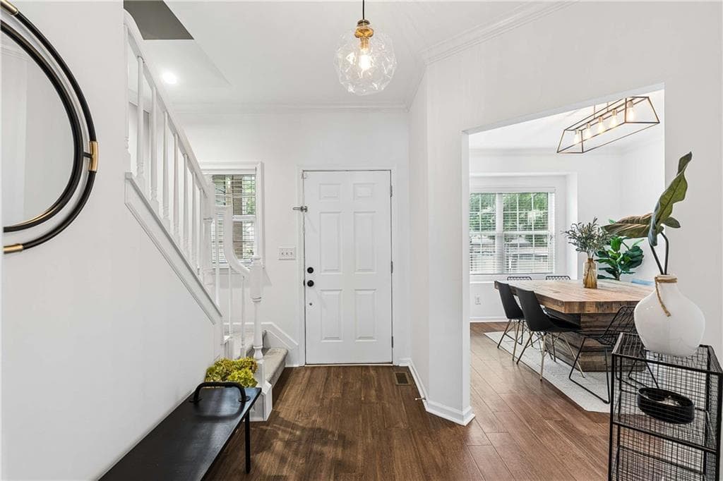 3 bedroom, 3 bathroom, 2,126 sq ft townhouse for sale at 5112 Whiteoak Terrace, Smyrna, GA 30080 — photo 5