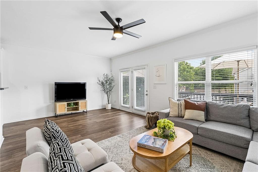 3 bedroom, 3 bathroom, 2,126 sq ft townhouse for sale at 5112 Whiteoak Terrace, Smyrna, GA 30080 — photo 10