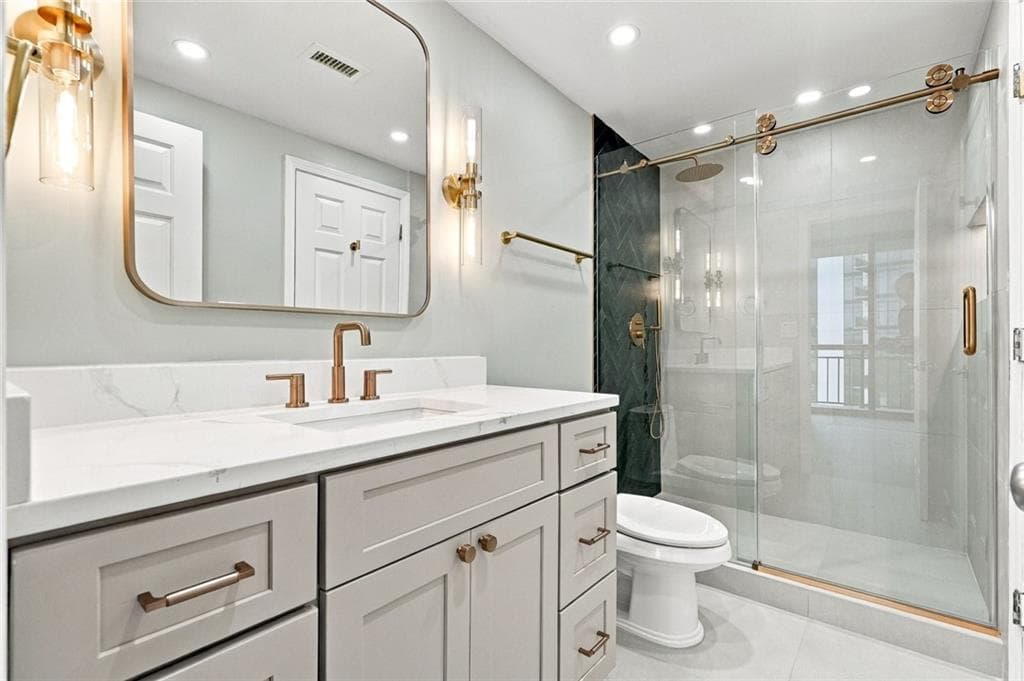 1 bedroom, 1 bathroom, 750 sq ft condominium for sale at 3481 Lakeside Drive 1905, Atlanta, GA 30326 — photo 5