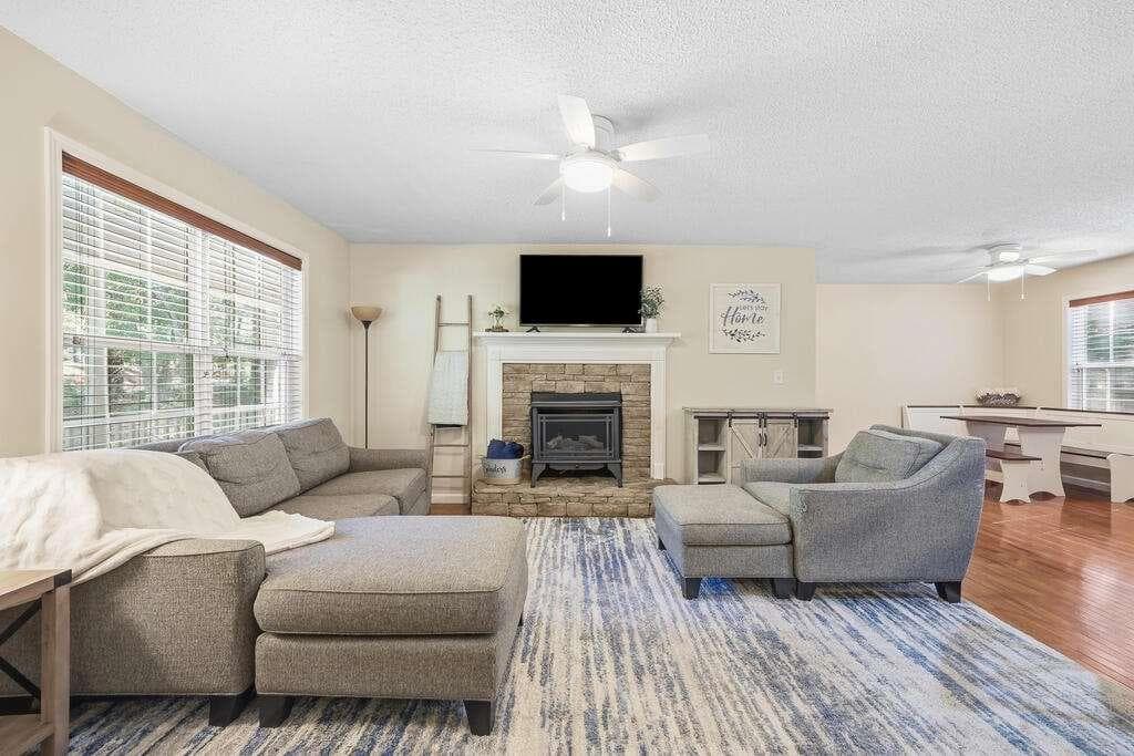 4 bedroom, 3 bathroom, 1,890 sq ft single family residence for sale at 21 Gild Court, Ellijay, GA 30540 — photo 8