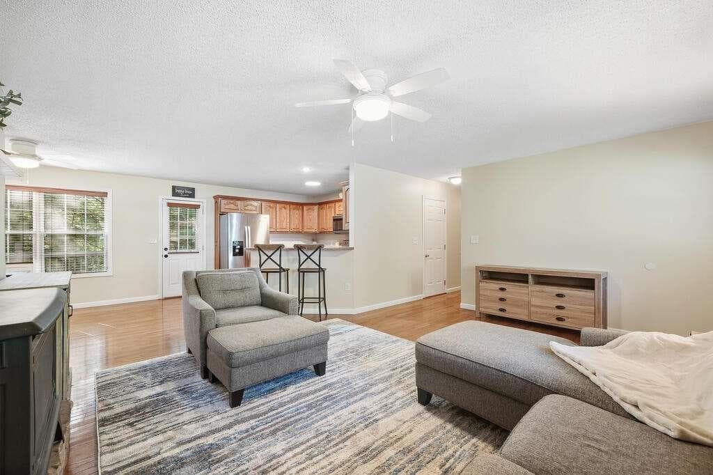 4 bedroom, 3 bathroom, 1,890 sq ft single family residence for sale at 21 Gild Court, Ellijay, GA 30540 — photo 9