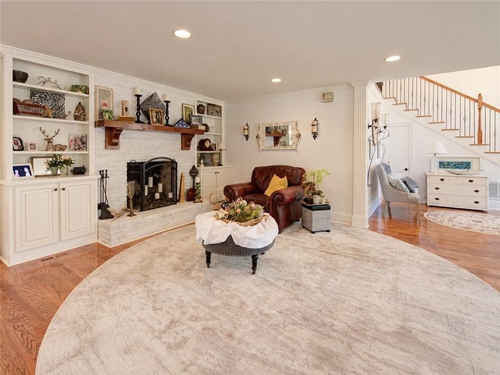 7 bedroom, 7 bathroom, 7,000 sq ft single family residence for sale at 3000 Dawsonville Highway, Gainesville, GA 30506 — photo 4