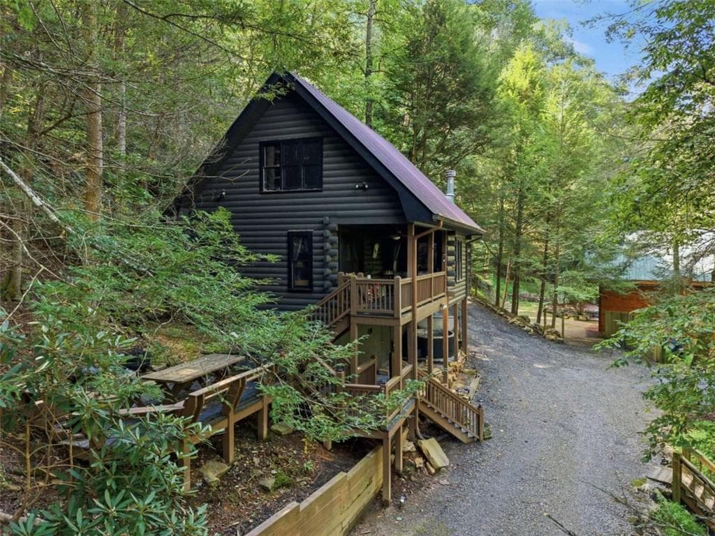 1 bedroom, 1 bathroom single family residence for sale at 259 Sutton Ridge Way, Ellijay, GA 30540 — photo 3