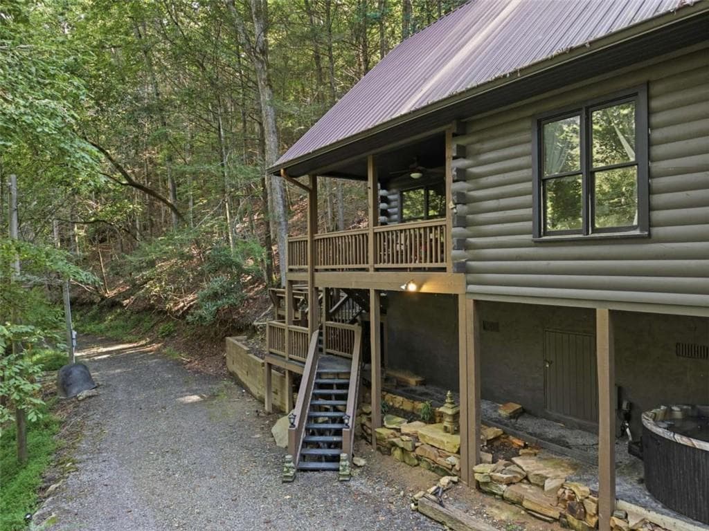 1 bedroom, 1 bathroom single family residence for sale at 259 Sutton Ridge Way, Ellijay, GA 30540 — photo 4