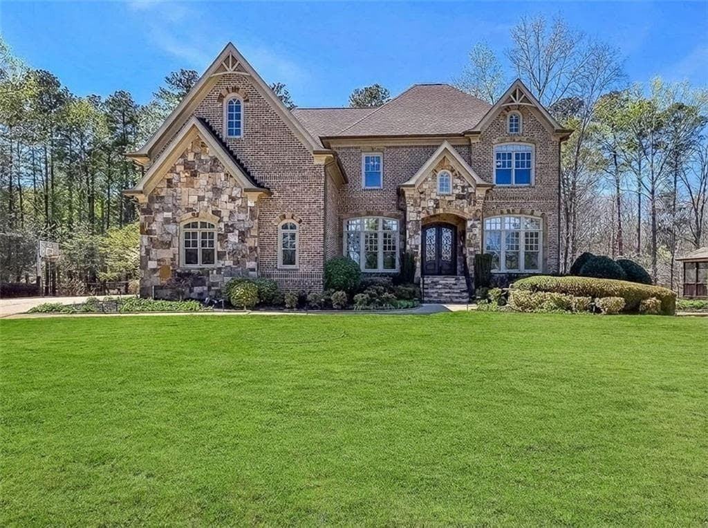 5 bedroom, 5 bathroom, 5,886 sq ft single family residence for sale at 1485 White Rose Court, Kennesaw, GA 30152