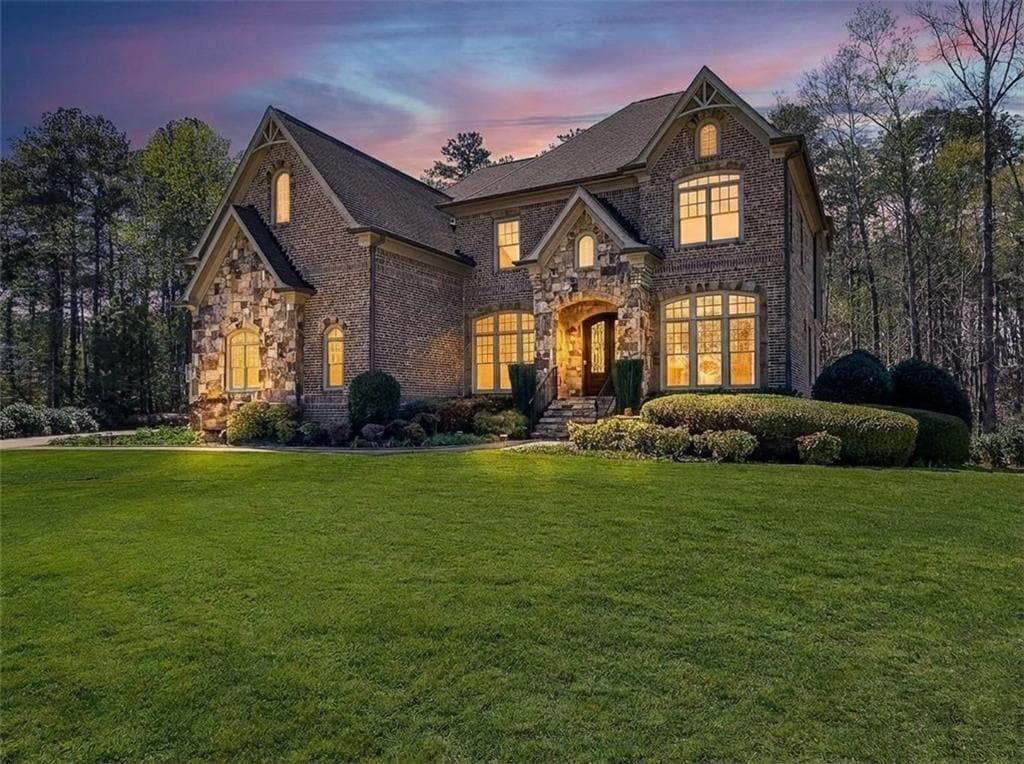 5 bedroom, 5 bathroom, 5,886 sq ft single family residence for sale at 1485 White Rose Court, Kennesaw, GA 30152 — photo 3