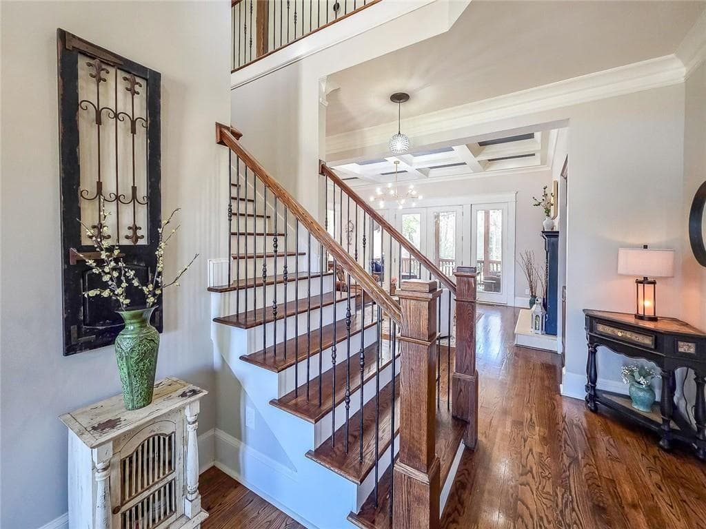 5 bedroom, 5 bathroom, 5,886 sq ft single family residence for sale at 1485 White Rose Court, Kennesaw, GA 30152 — photo 9
