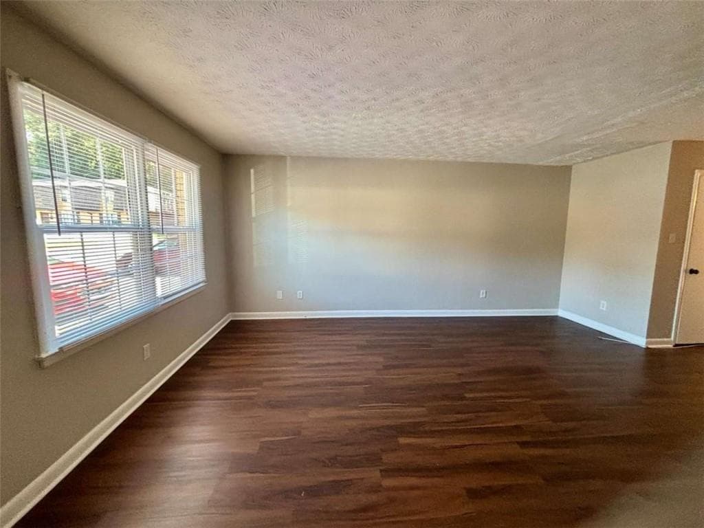 3 bedroom, 3 bathroom townhouse for rent at 3198 Washington Road 19, East Point, GA 30344 for $1,600 a month — photo 3