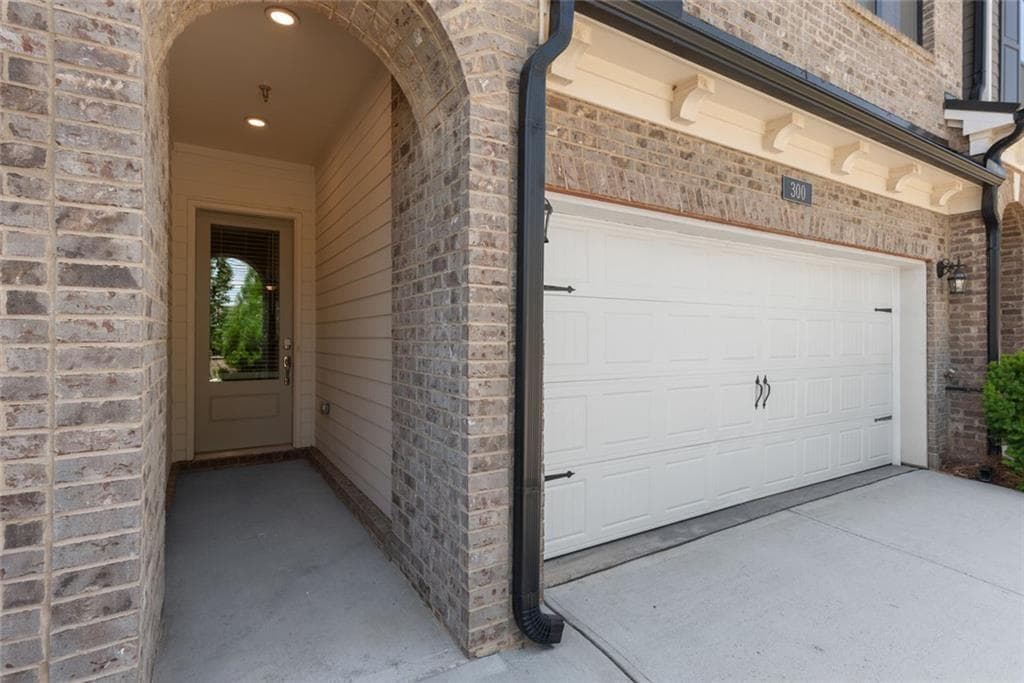 3 bedroom, 3 bathroom, 2,220 sq ft townhouse for sale at 300 Walker Avenue, Roswell, GA 30076 — photo 9
